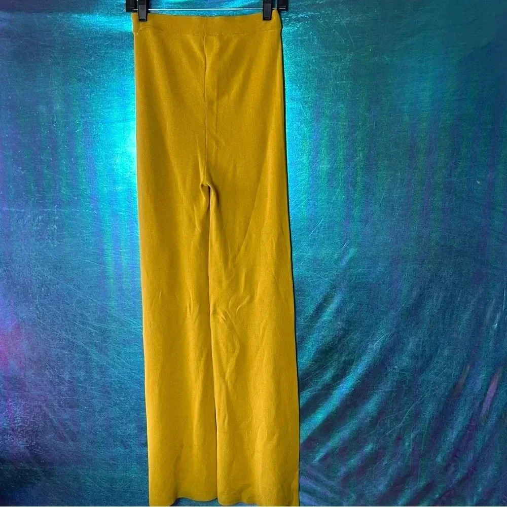Forever 21 Mustard High-Waisted Dress Pants Size Medium - Picture 2 of 3